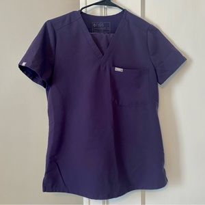 Catarina One-Pocket Scrub Top & Kade Cargo Pant